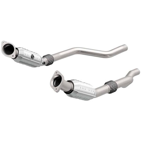 OEM Grade Federal / EPA Compliant Direct-Fit Catalytic Converter for 05-16 Challenger, Charger, Magnum R/T & 300C 5.7L HEMI By Magnaflow