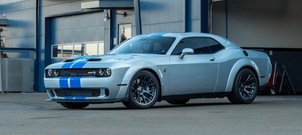 hellcat redeye jailbreak DT877 silver with blue stripes challenger